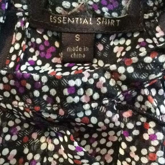 Front Ruffle Multi Color Sleeveless Top. Sheer. - Picture 5 of 5